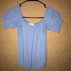 Off the shoulders baby blue crop top